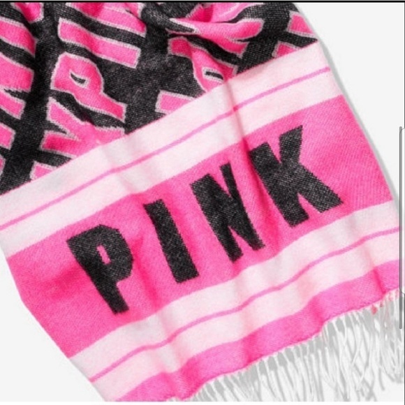 PINK Victoria’s Secret Blanket Scarf NWOT - Picture 2 of 4